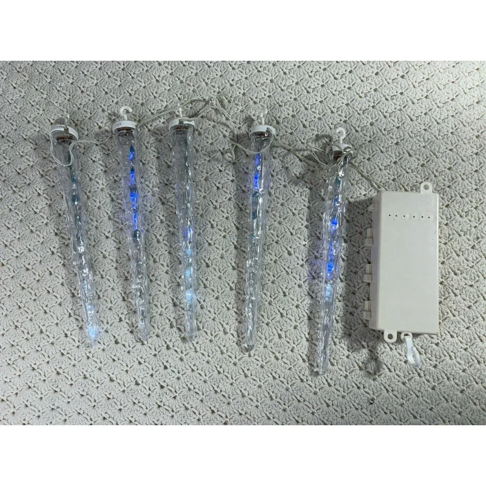 Vintage  LED Icicle Christmas 12” Lights 1 Strand Of 5 Requires 4 D Batteries